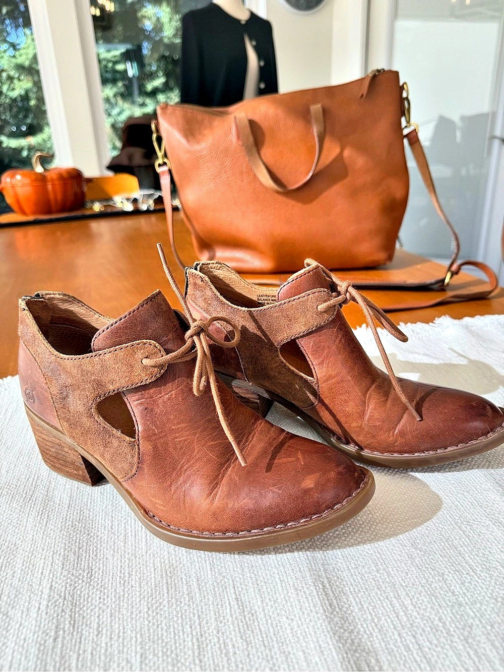 Born Leather Ankle Boots Brown